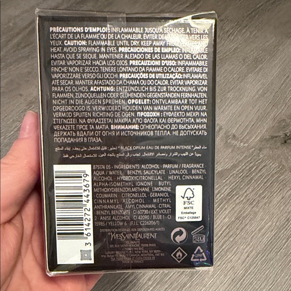 Yves Saint Laurent Black Opium Intense with Blue Glitter - Picture 2 of 6